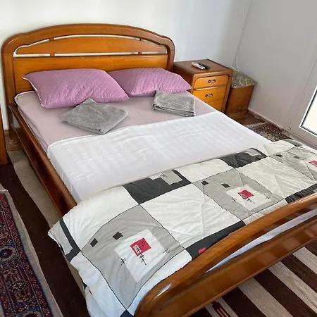 Acropolis View 3 Shared Room2 Homestay Athens